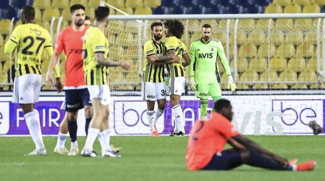 Şampiyonluk havasına giren Fenerbahçe'ye nazar değdi! Yıldız futbolcu sezonu kapattı