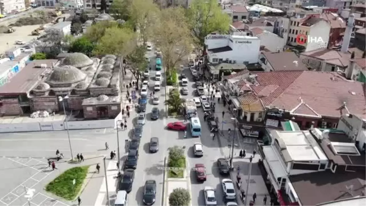 Üsküdar\'da tam kapanma öncesi alışveriş yoğunluğu