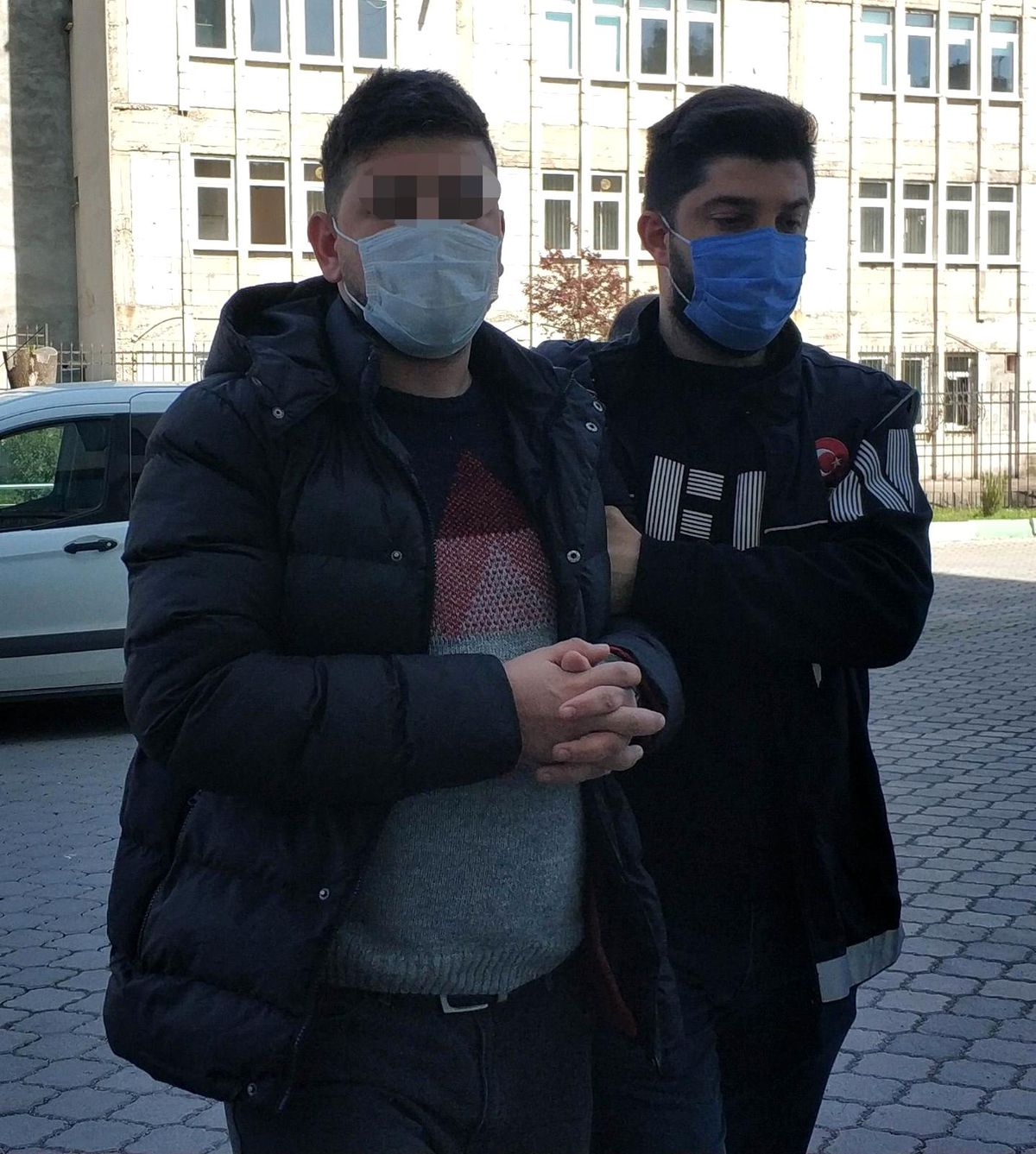 Uyuşturucu ticaretine adli kontrol