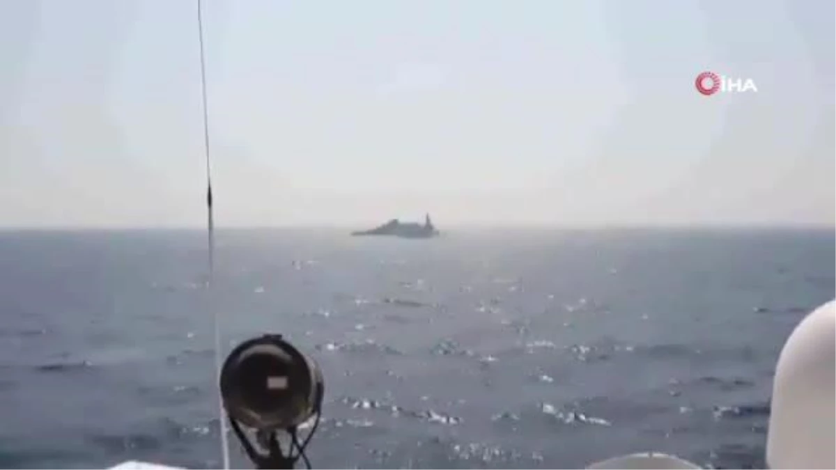 ABD Donanması, İran Devrim Muhafızlarına ait gemilere uyarı ateşi açtı