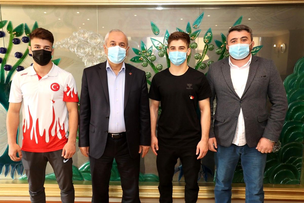Başkan Büyükgöz, sporcuları ağırladı