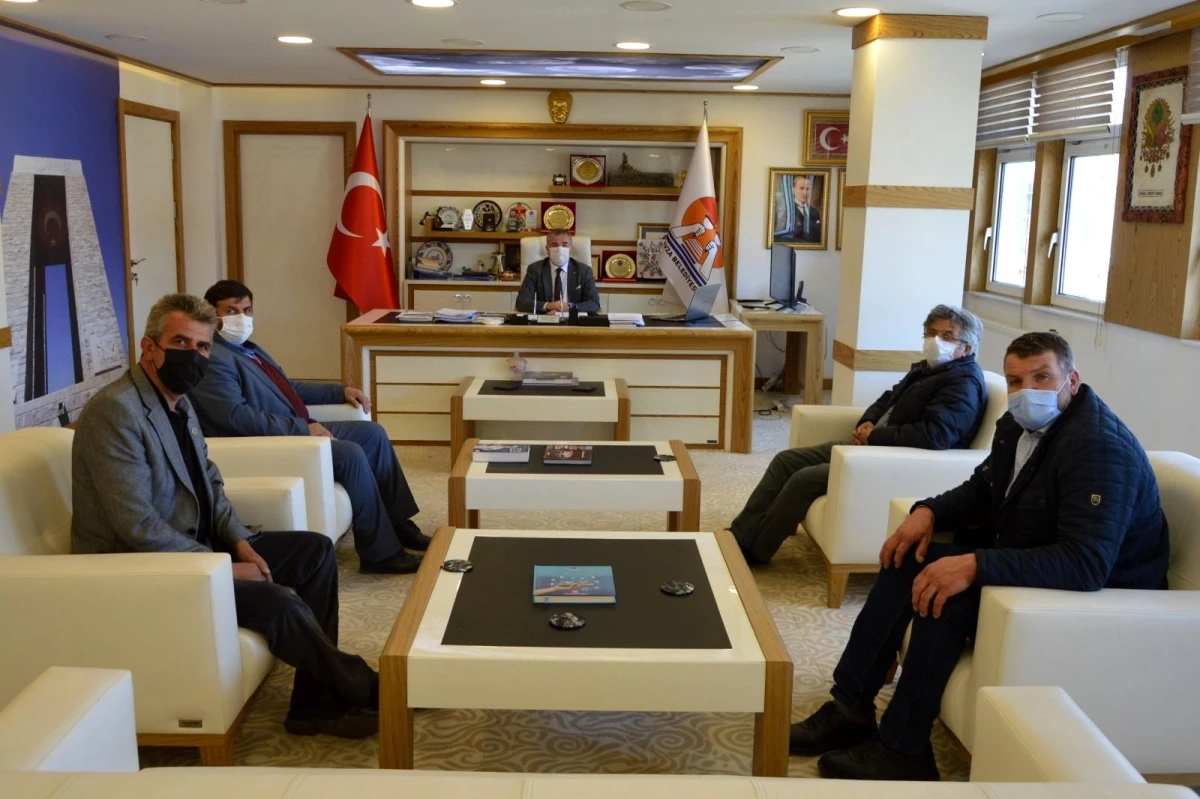 Başkan Özdemir: "İlçemizin birçok yerinde çalışmalarımız sürüyor"