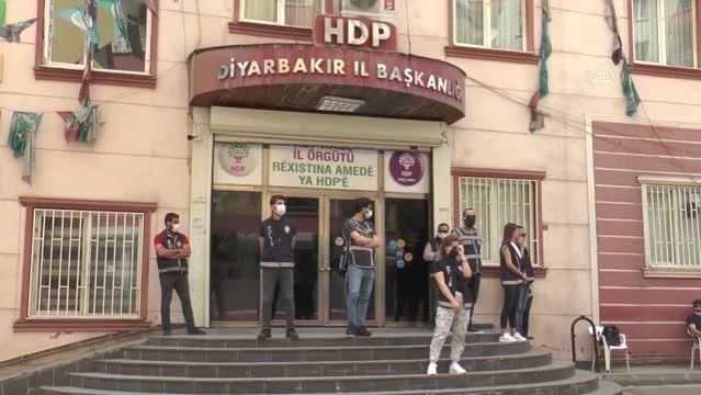 Son dakika haberi... Diyarbakır anneleri evlat nöbetine kararlılıkla devam ediyor