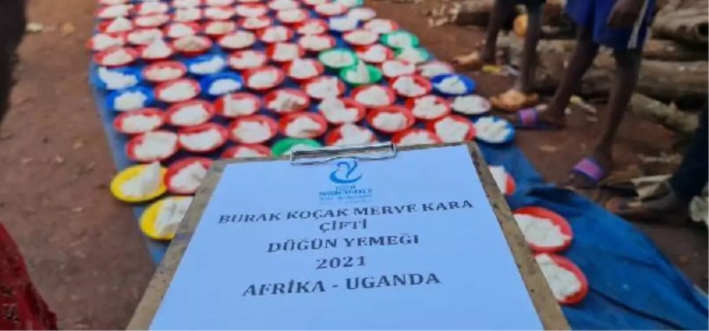 Düğün yemeğini Afrika\'da verdiler