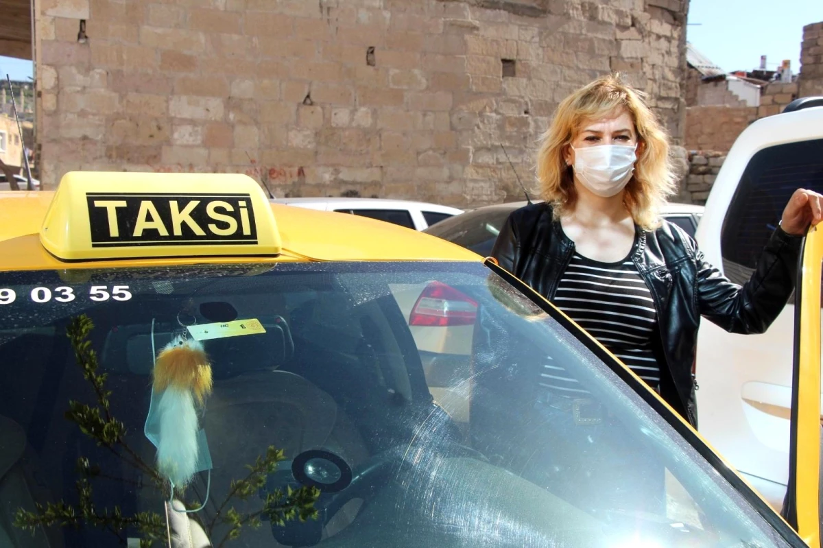 Kapadokya\'nın tek kadın taksicisine meslektaşlarından tehdit