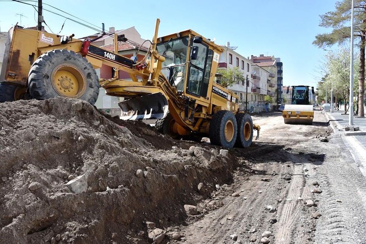 Kocasinan Belediyesinin yol, kaldırım ve çevre düzenleme çalışmaları