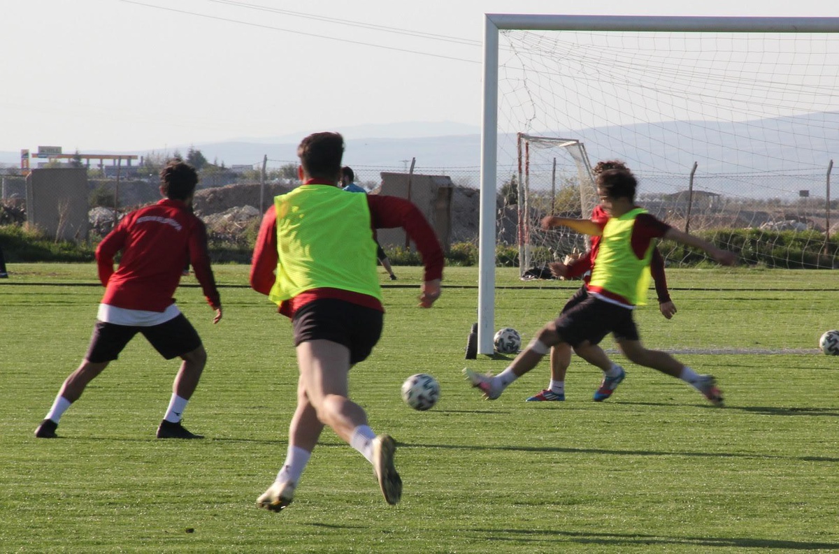 Nevşehir Belediyespor Çankaya Futbol kulübü hazırlıklarına başladı