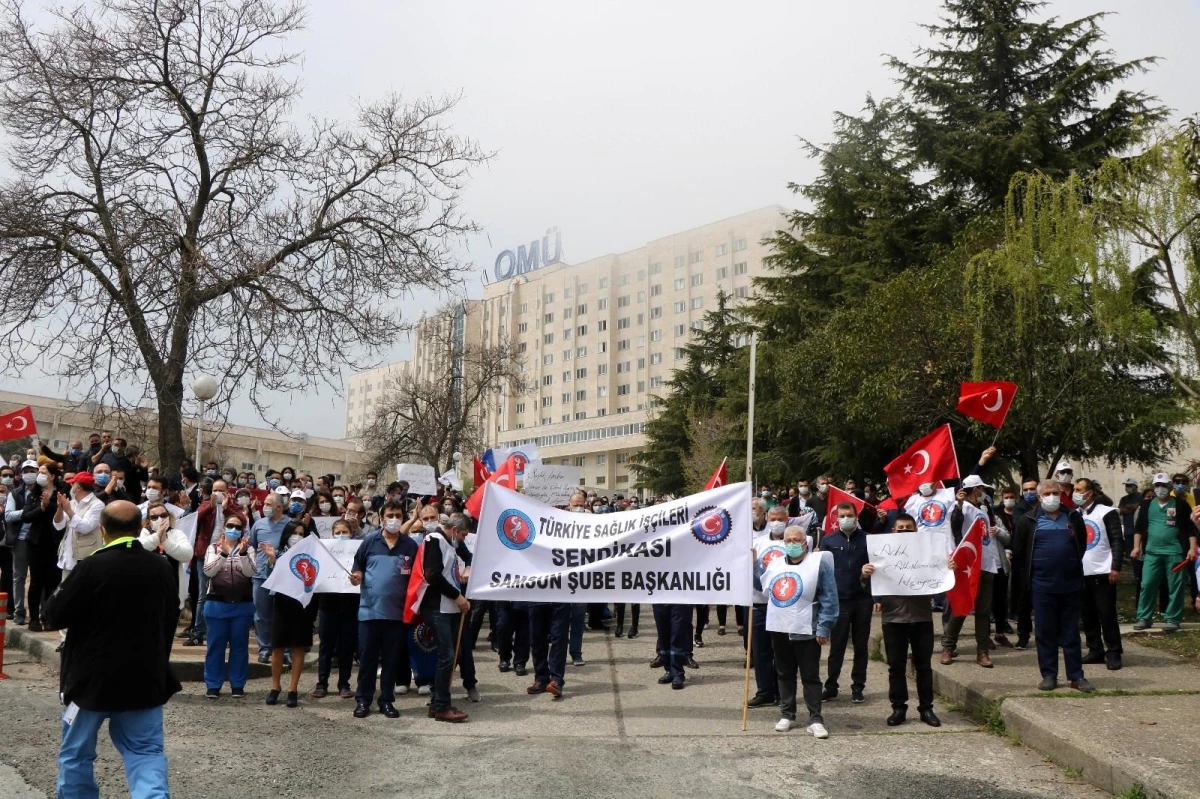 Sağlık çalışanları talepleri için rektörlüğe yürüdü