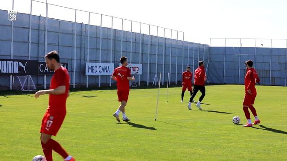 Sivasspor\'da Helenex Yeni Malatyaspor Maçının Hazırlıkları Devam Ediyor