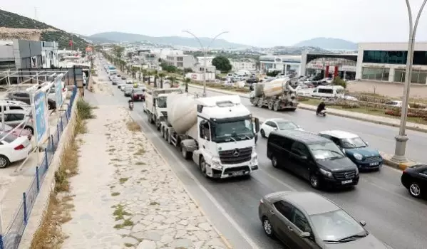 'Tam kapanma' öncesi Bodrum'a akın