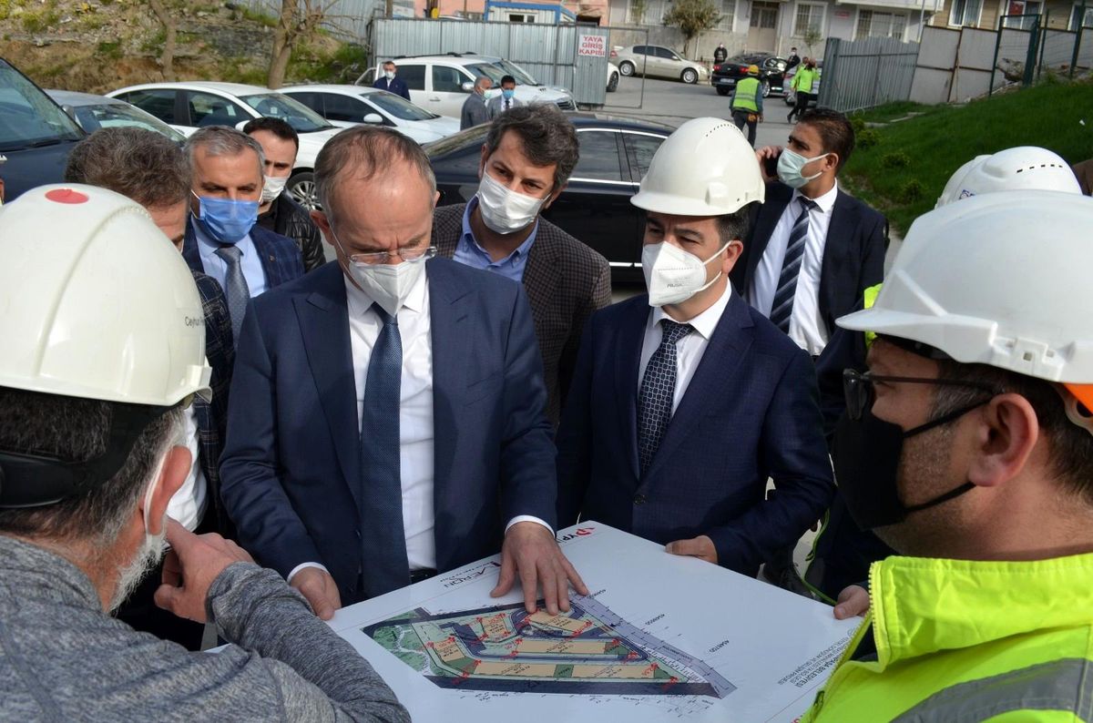 TOKİ Başkanı Bulut, 29 Ekim\'de açılacak Atatürk Kültür Merkezi\'nde incelemelerde bulundu