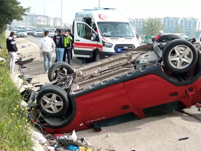 Son Dakika Haberi Zincirleme Kazada Takla Atti Olumden Donduler Son Dakika