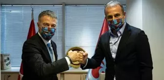 Ahmet Ağaoğlu: Bu takımın teknik direktörü Abdullah Avcı'dır