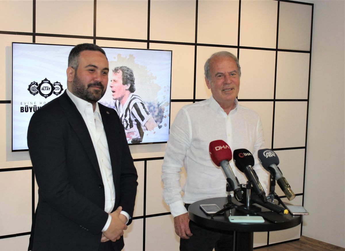 Altay, efsane isimlerinden Mustafa Denizli ile el sıkıştı