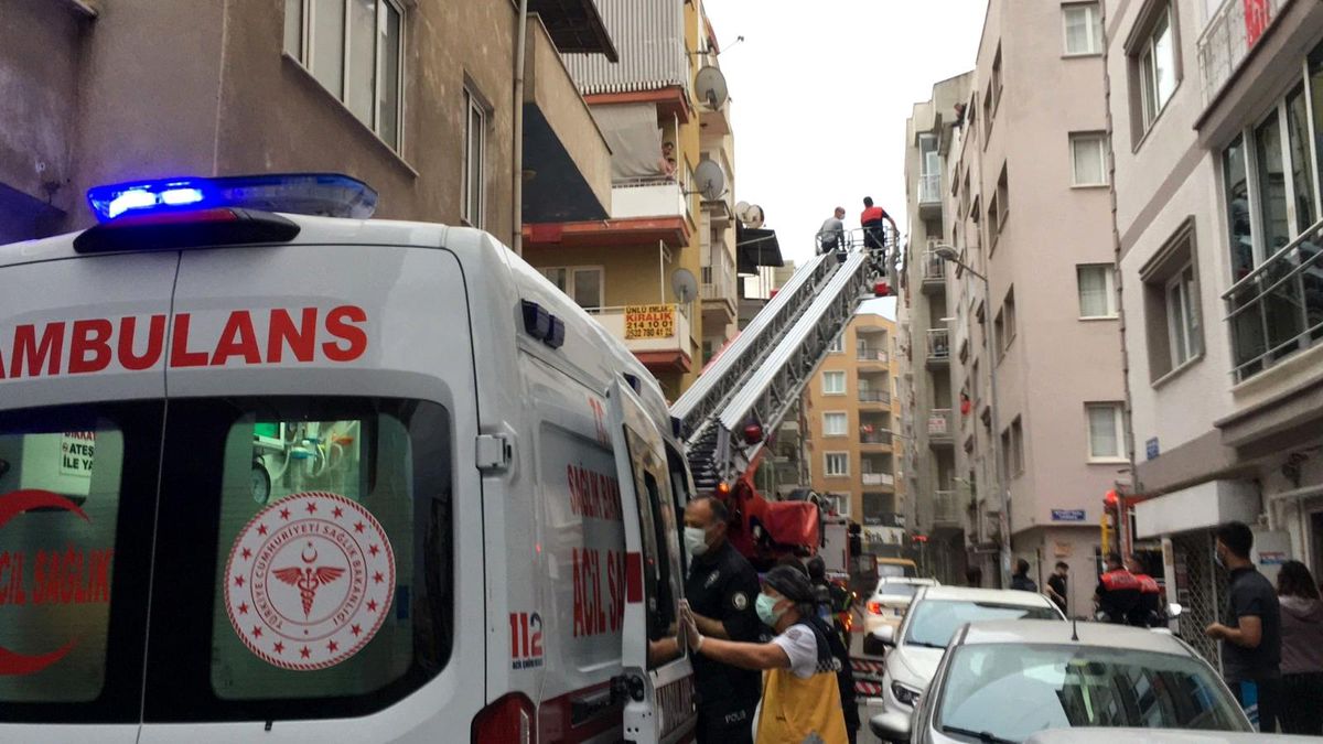 Efeler\'de mutfak yangını
