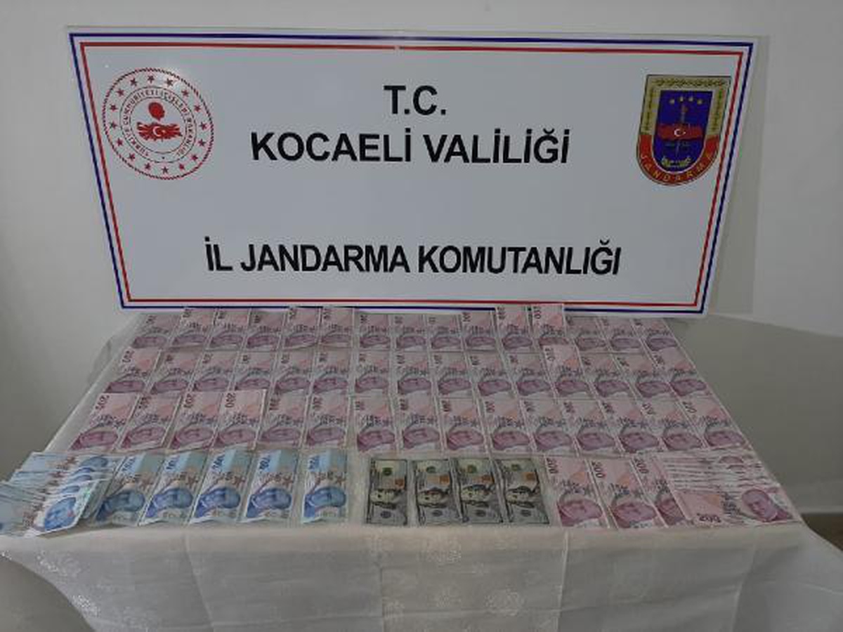 Gebze\'de motosikletli, sahte para ile yakalandı
