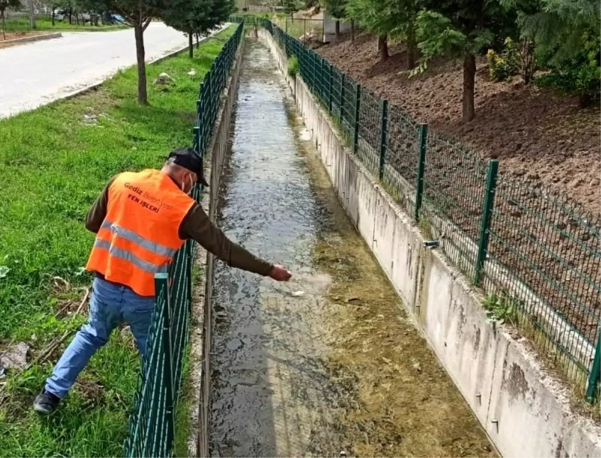 Gediz\'de larva ilaçlama çalışmaları başlatıldı