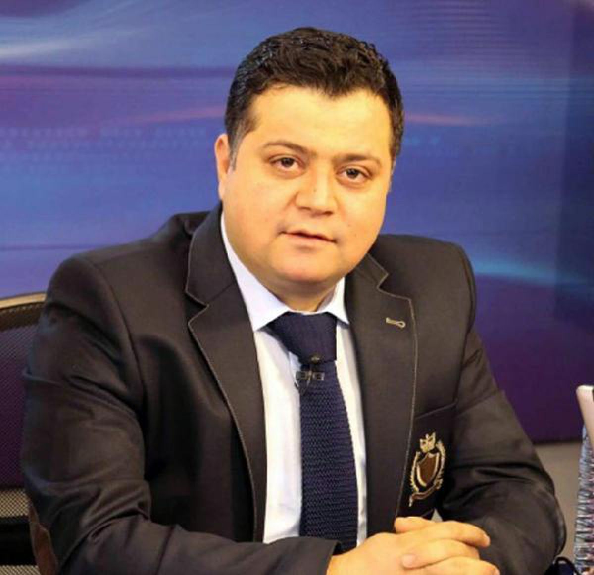 Isparta\'da gazeteci Soner Toros, koronavirüsten yaşamını yitirdi