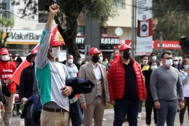 İzmir'de tam kapanma öncesi erken 1 Mayıs kutlaması