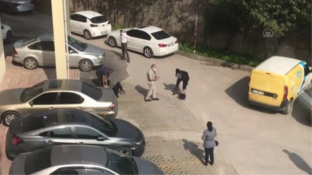 Kocaeli Adliyesi\'ne ait otoparkta araçların lastiklerini kestiği iddia edilen zanlı yakalandı
