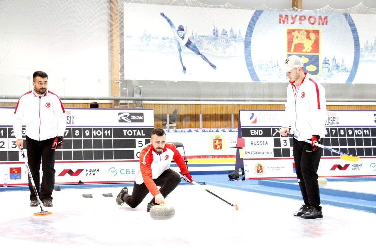 Murom\'da Curlingli günler