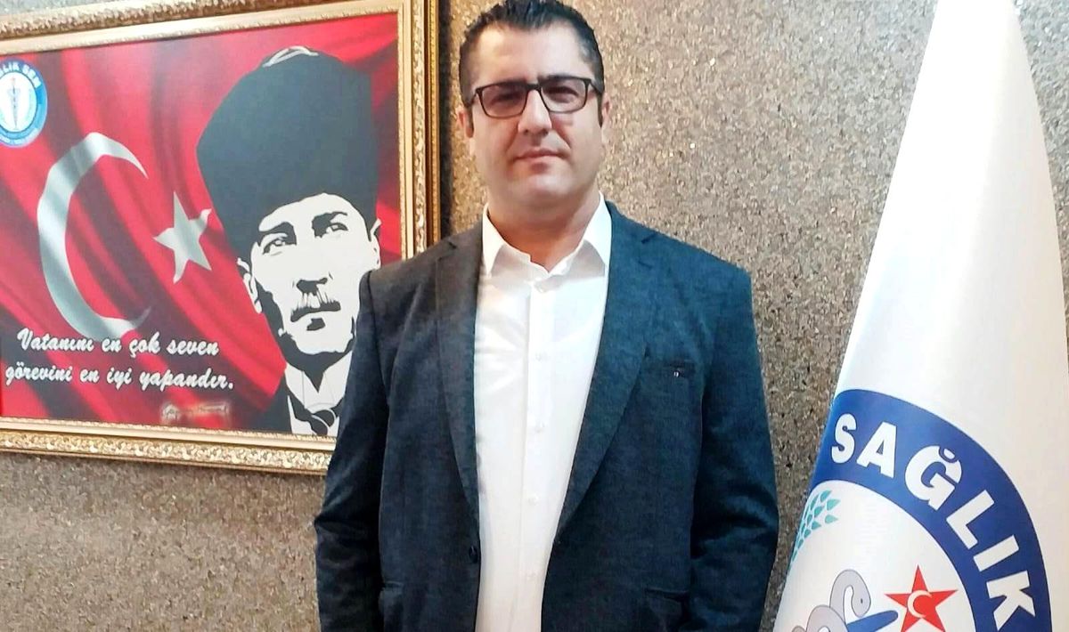 Sağlık-Sen İzmir Başkanı Bektaş: "Sağlık çalışanlarının kronik sorunları çözülmeli"