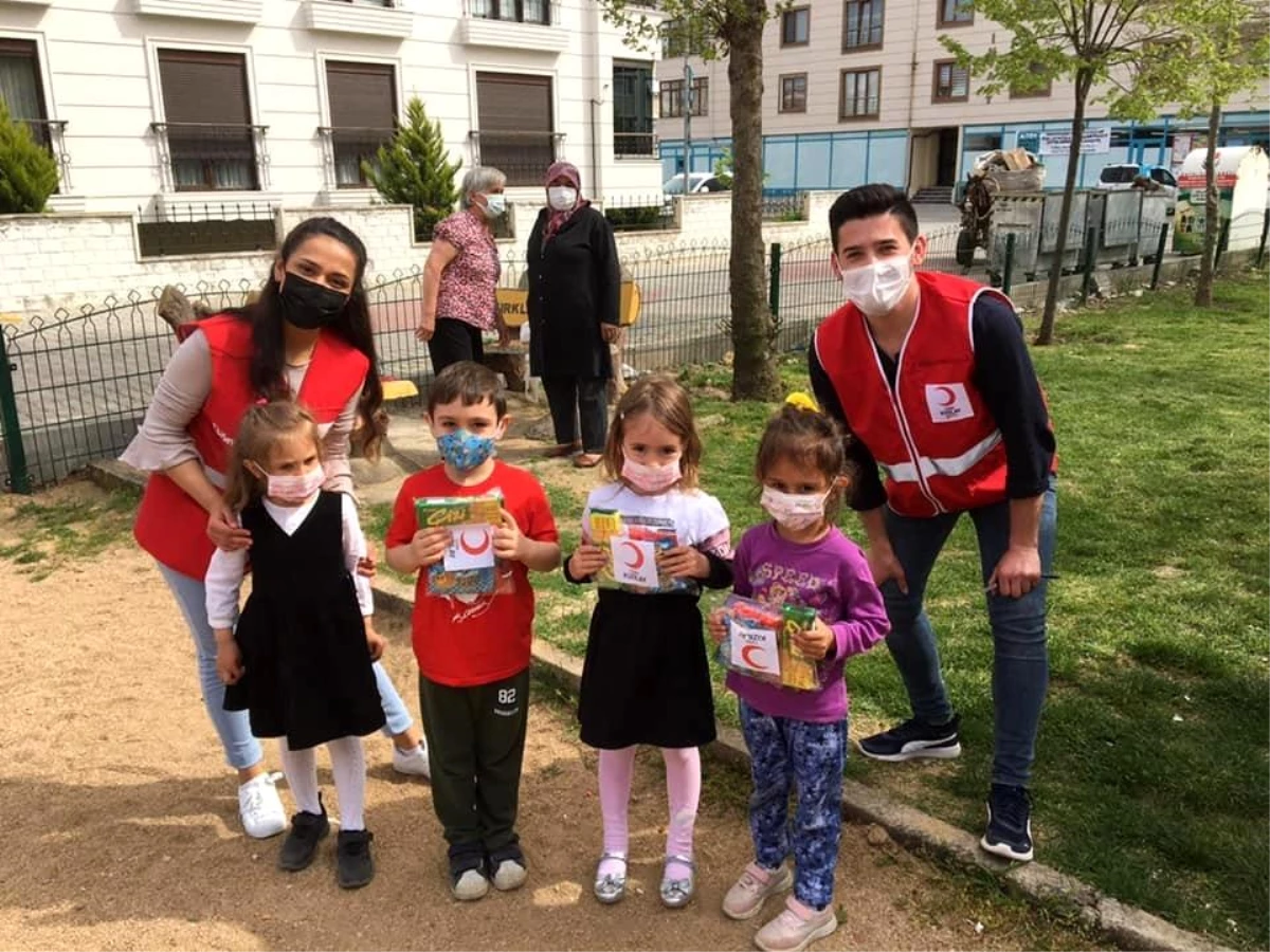 Son dakika haberi | Türk Kızılay\'dan çocuklara ikram paketi
