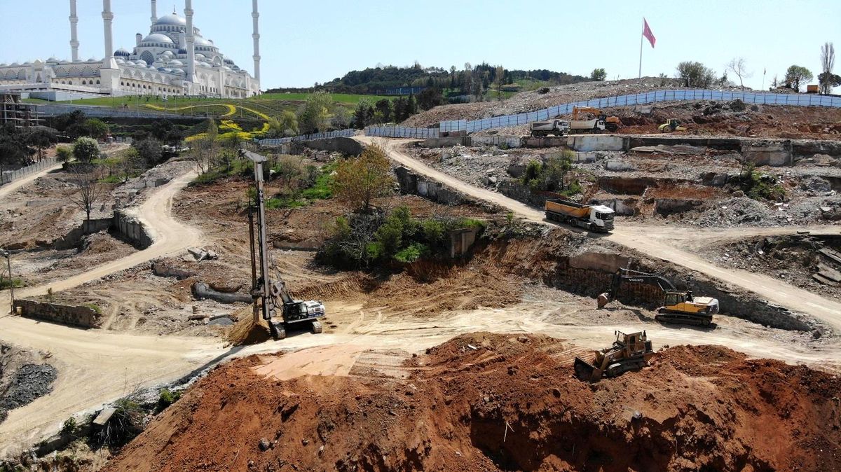 Üsküdar\'da kentsel dönüşüm çalışmaları, vatandaşın yüzünü güldürdü