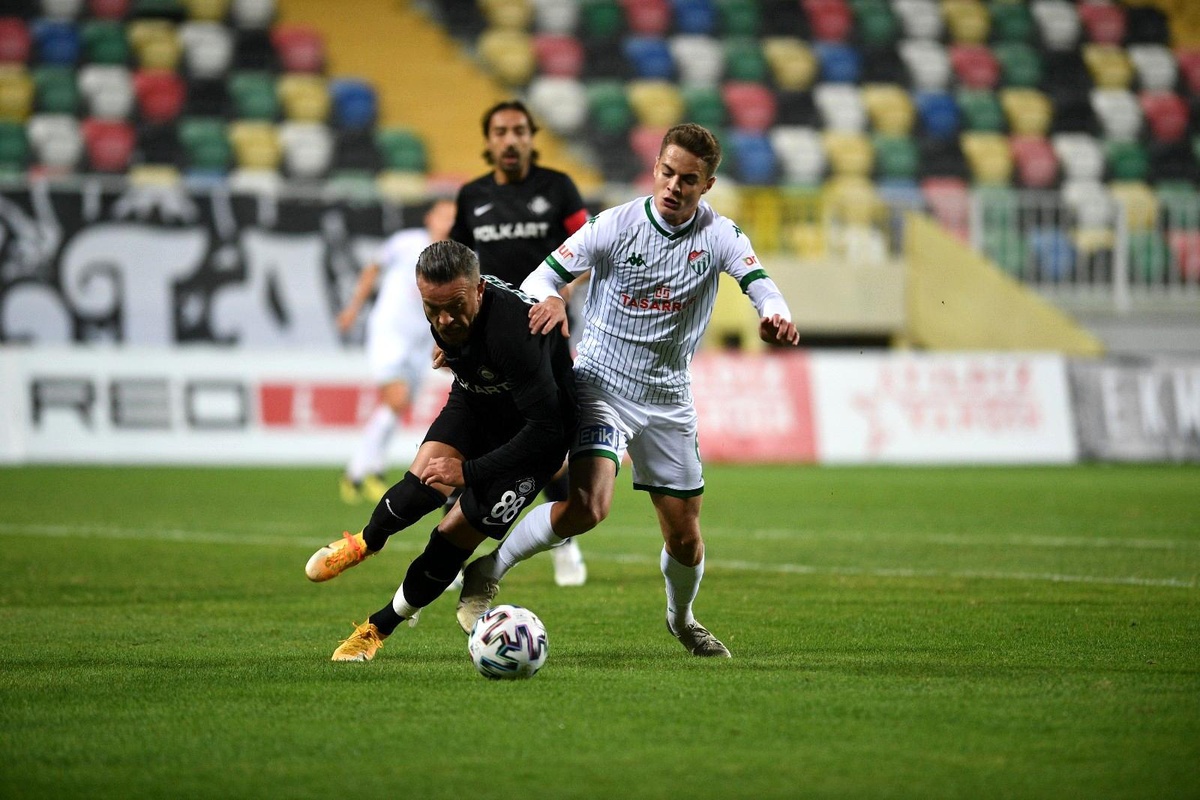 Bursaspor bu sezon deplasmanda 30 puan kaybetti