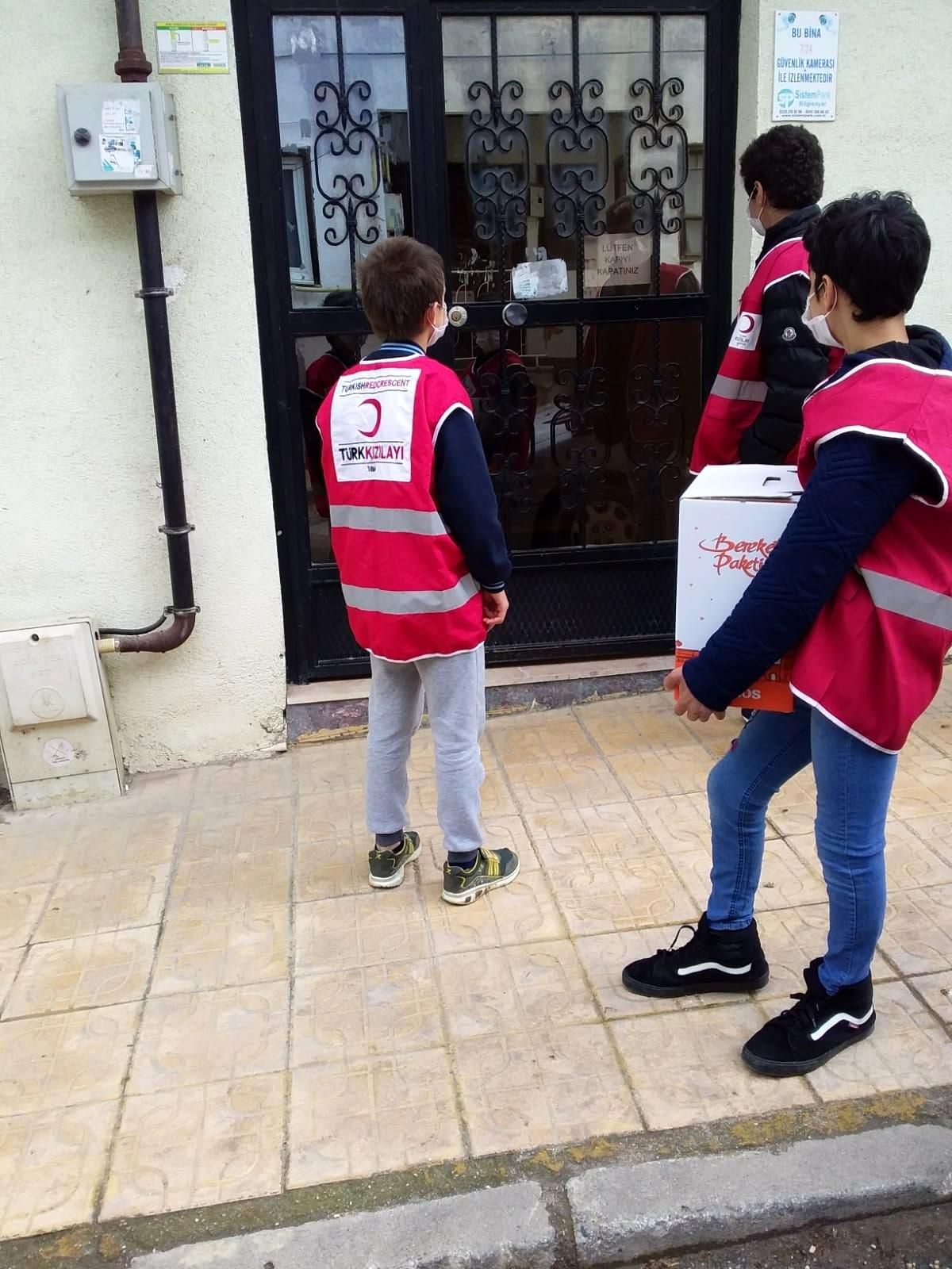 Son dakika haberi: Çocuk Evleri Sitesi\'nden Kızılay\'a destek