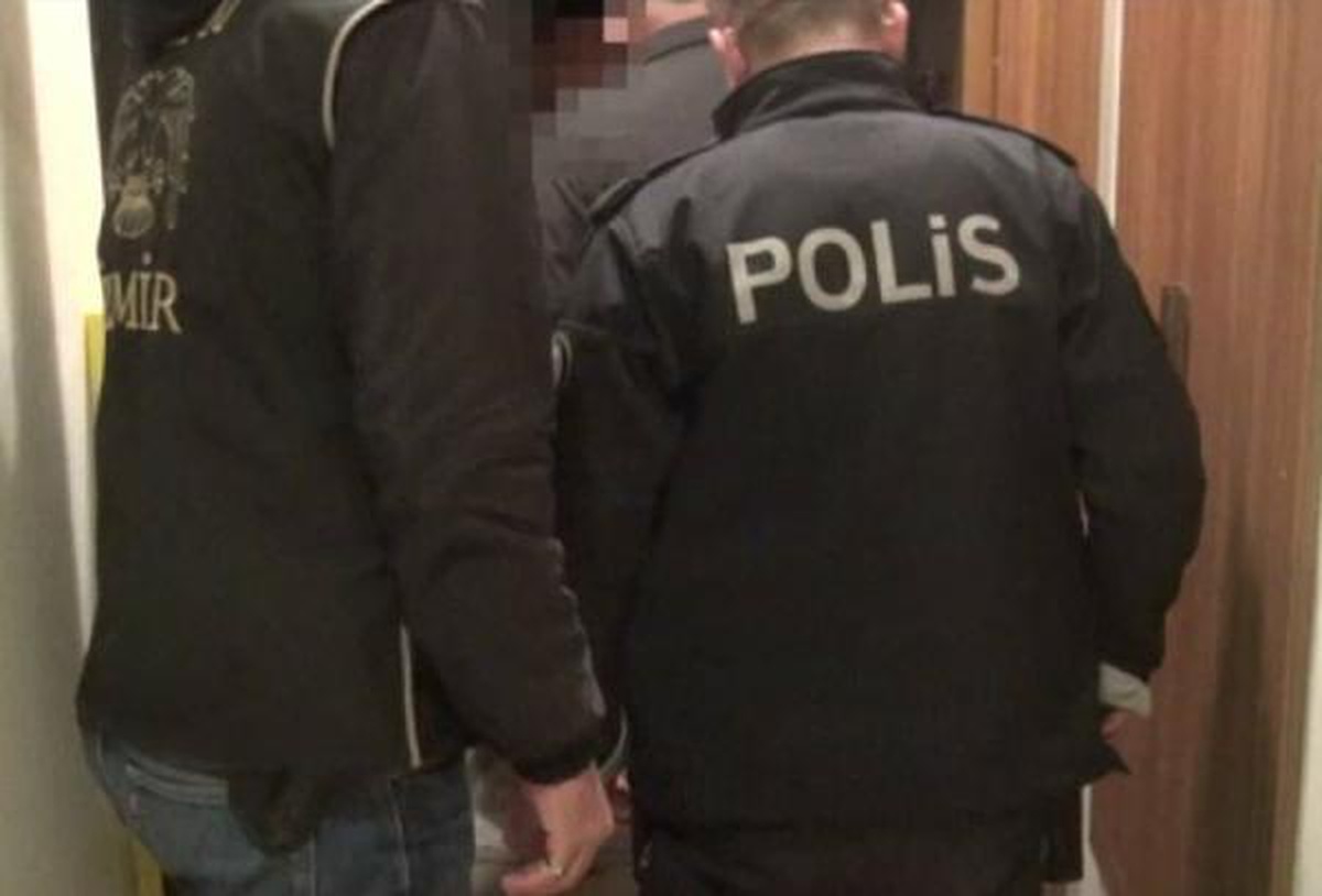 Son dakika haberleri | İzmir ve İstanbul\'daki FETÖ operasyonlarında 159 tutuklama