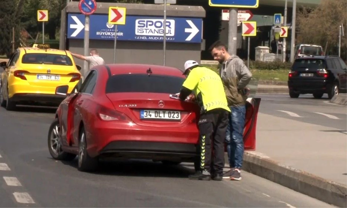 Kısıtlamayı hiçe sayan yabancı uyruklular, 11 bin TL ceza yediler