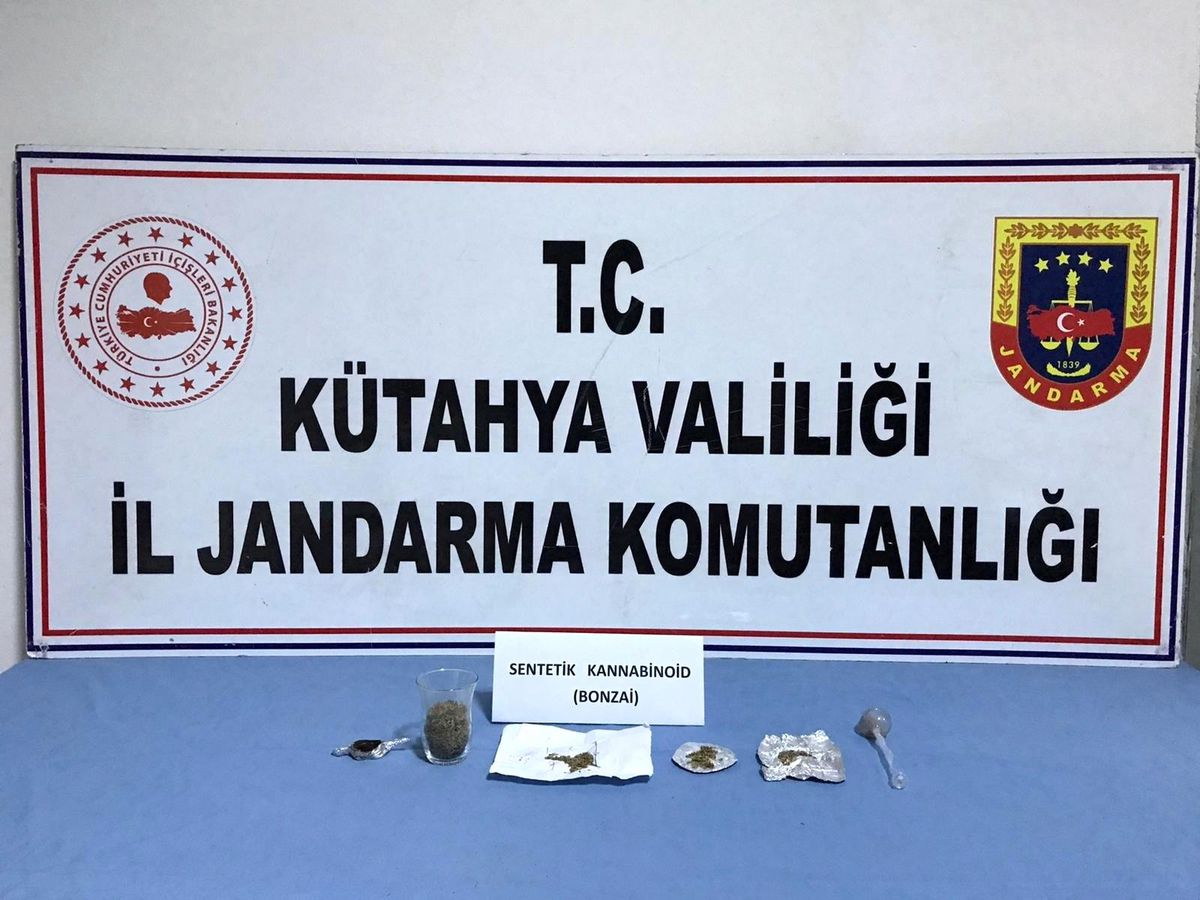 Köy evinde uyuşturucu ele geçirildi