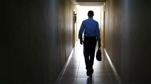 Milyonlarca çalışanı ilgilendiriyor! İşten çıkarma yasağı 30 Haziran'a kadar uzatıldı Milyonlarca çalışanı ilgilendiriyor! İşten çıkarma yasağı 30 Haziran'a kadar uzatıldı