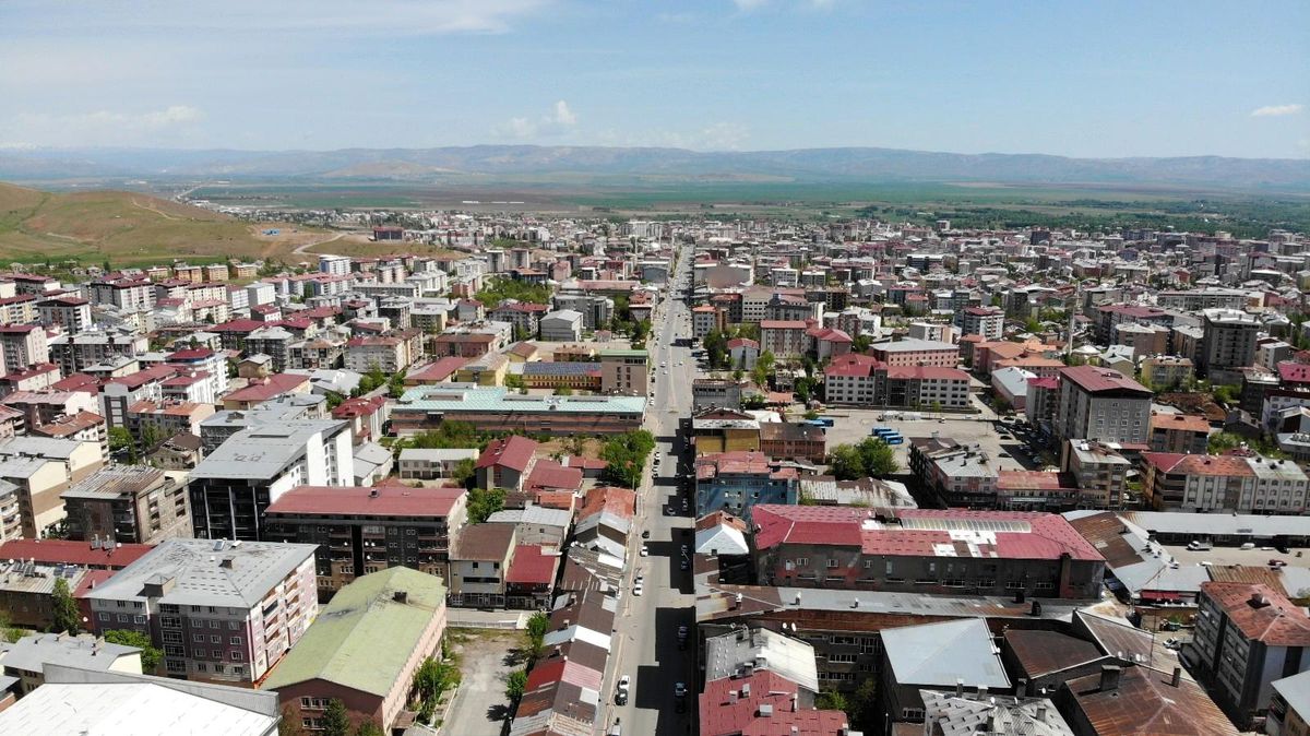 Muş\'ta tam kapanma sessizliği
