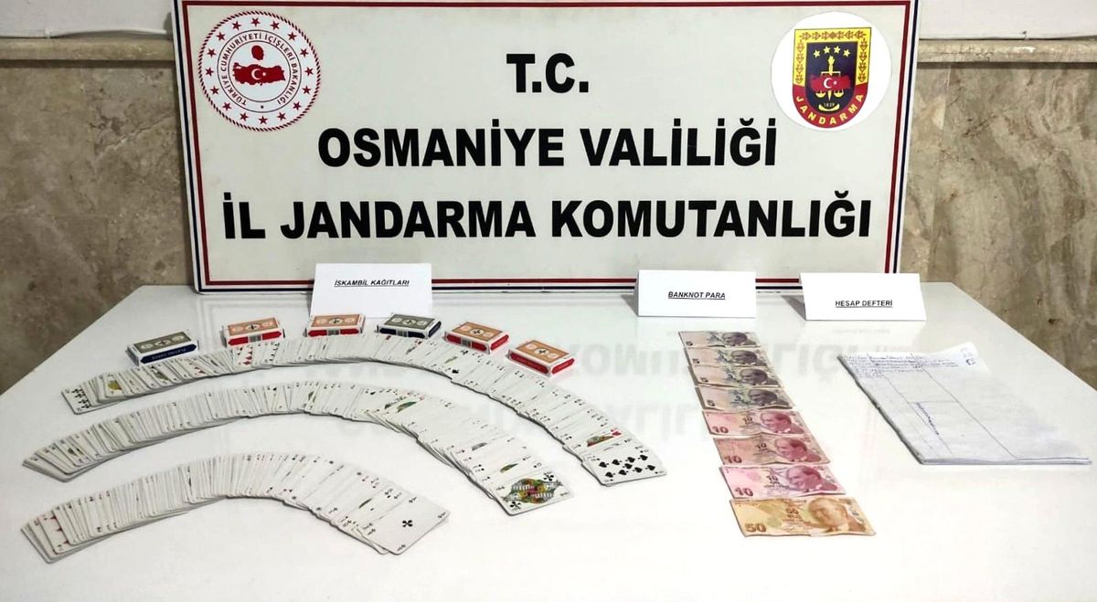 Osmaniye\'de kumar oynayan 11 kişiye 38 bin lira ceza