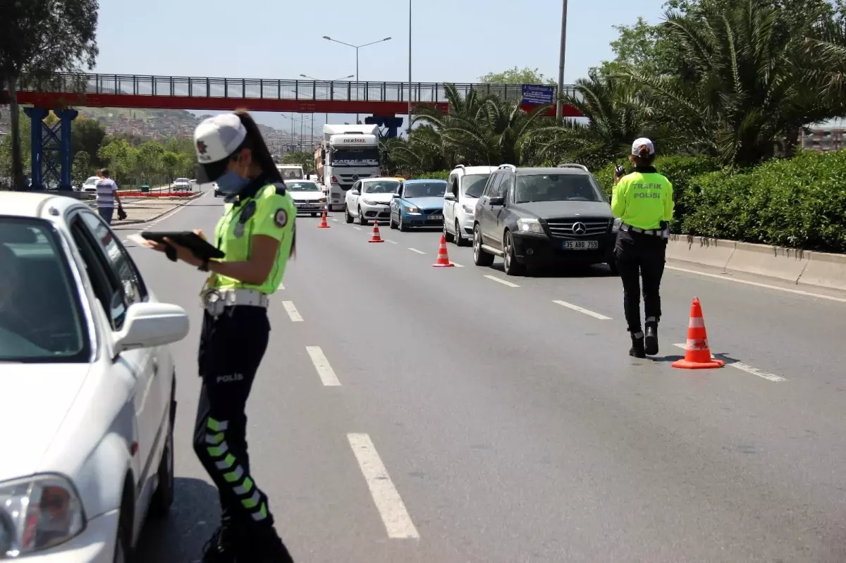 Son dakika! Tam kapanmanın ilk gününde İzmir polisinden sıkı denetim