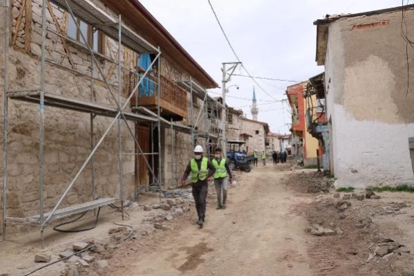 Tarihi binlerce yıl öncesine dayanan Ayazini ayağa kaldırılıyor