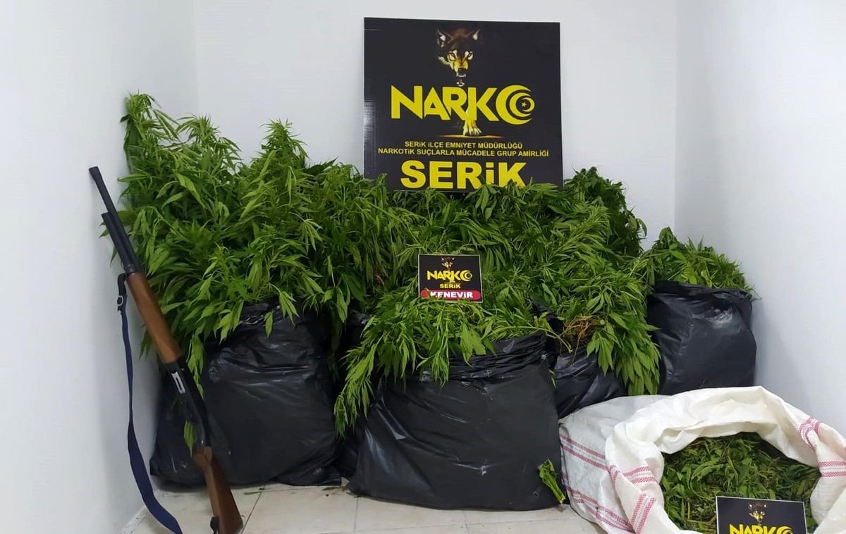 Son dakika haberi... Uyuşturucu operasyonunda 5 tutuklama