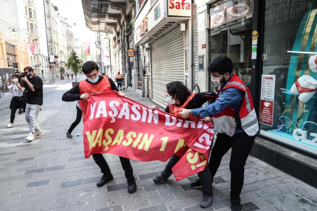 1 Mayıs yürüyüşleri nedeniyle Taksim'e çıkmak isteyen 212 kişi gözaltına alındı