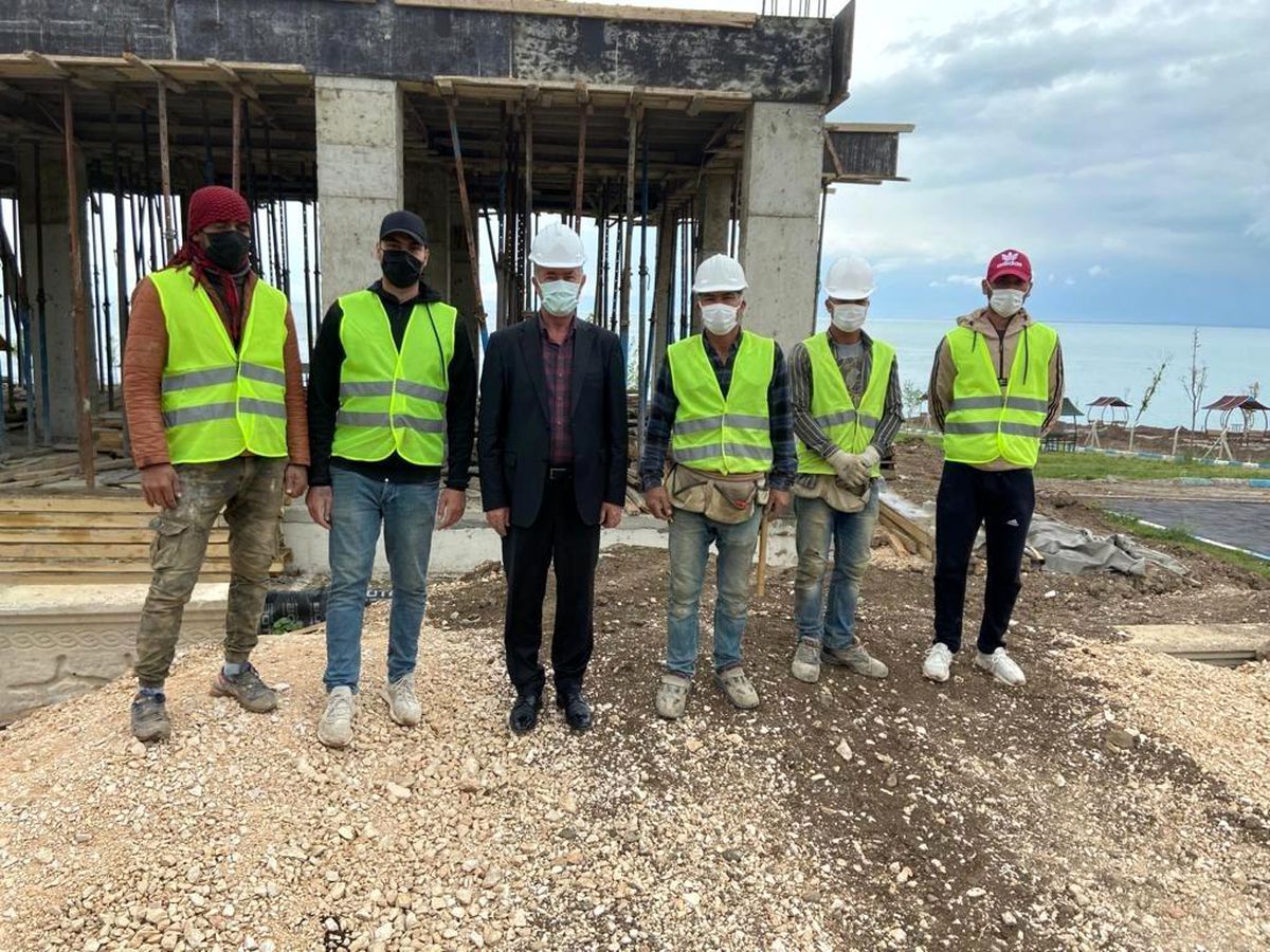 Başkan Akman\'dan emekçilere 1 Mayıs ziyareti