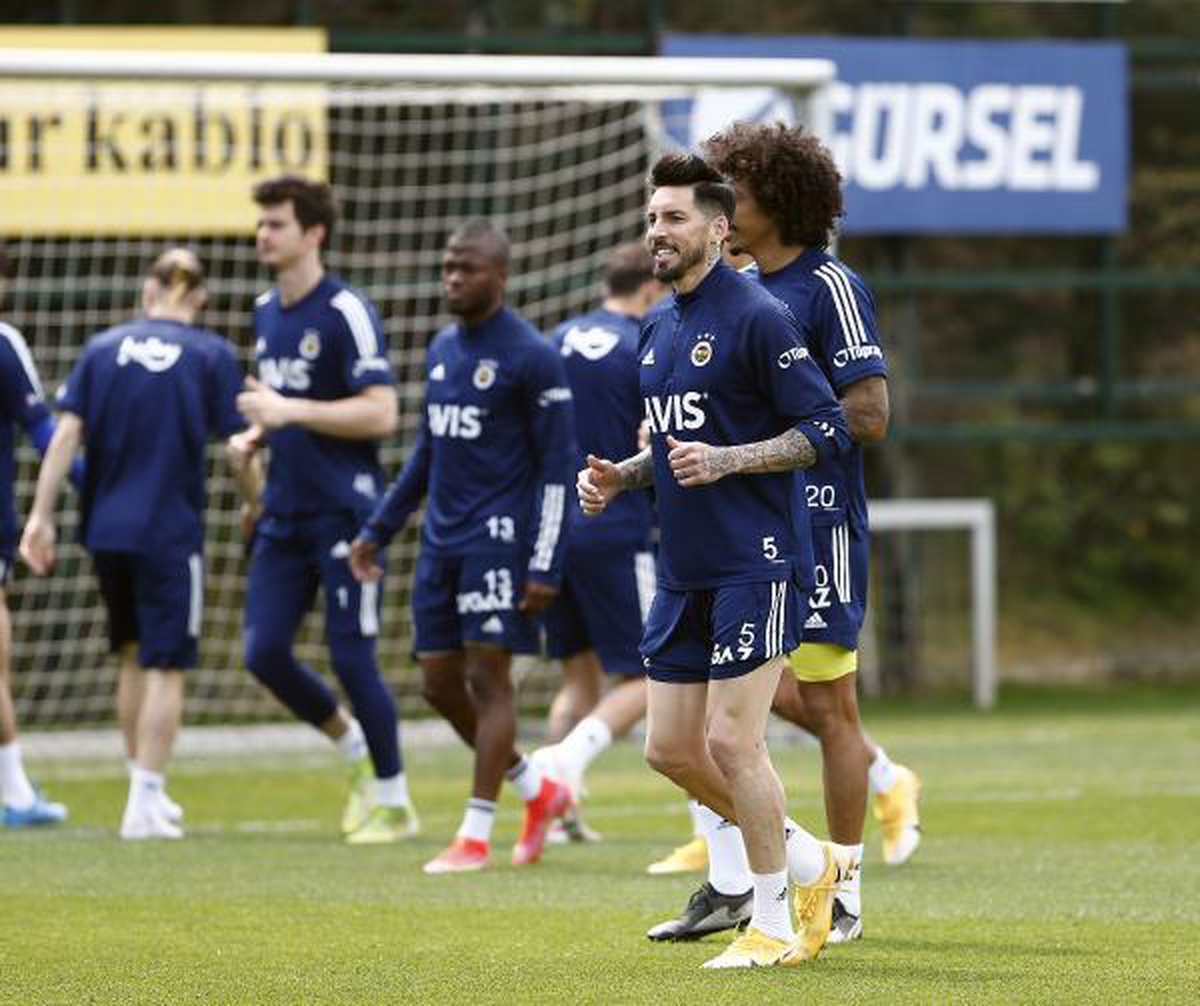 Fenerbahçe, BB Erzurumspor hazırlıklarını sürdürdü