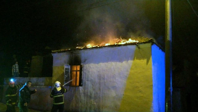 Milas'ta ev yangını: 1 yaralı