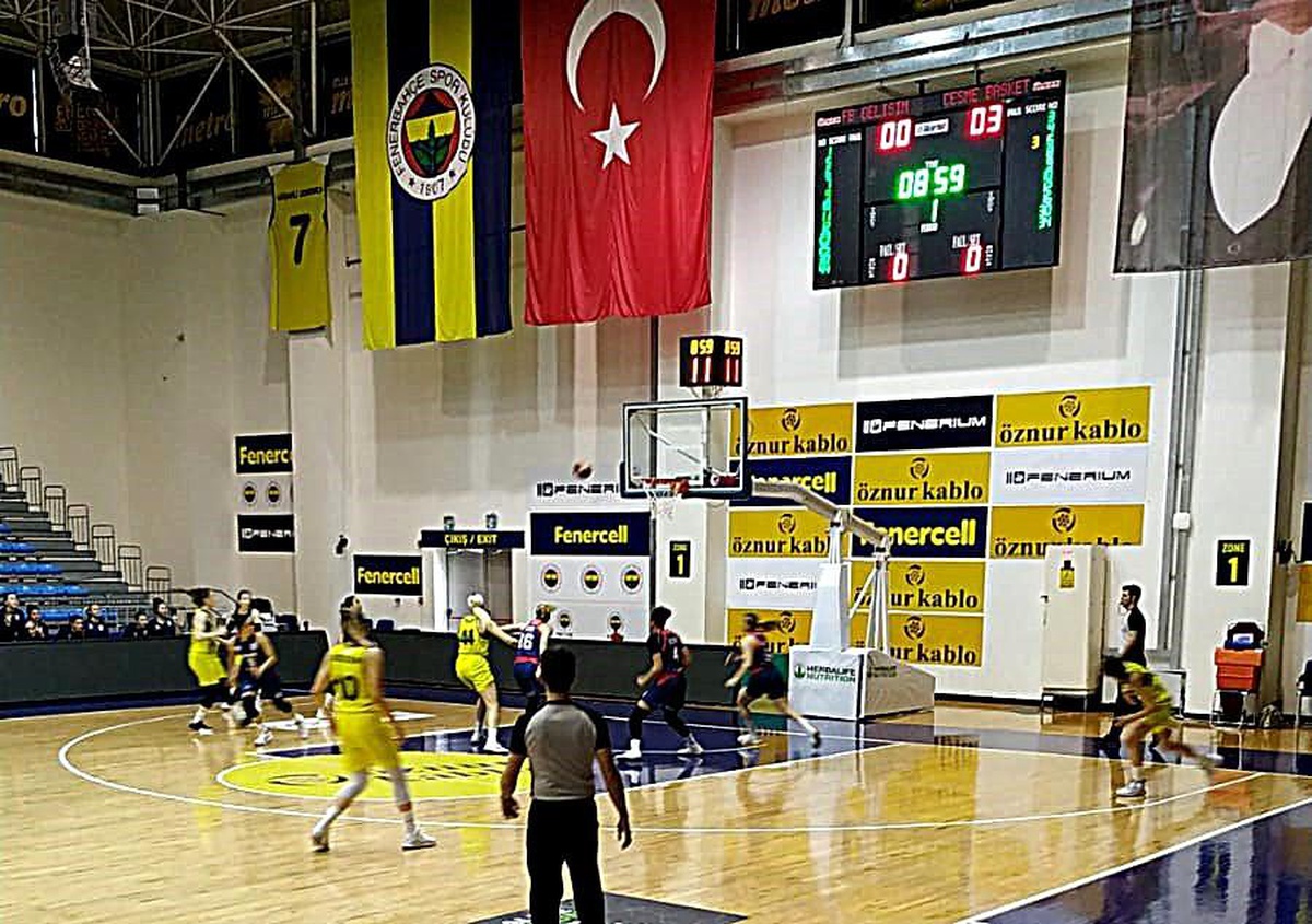Çeşme Basket, Fenerbahçe Gelişim\'e mağlup oldu