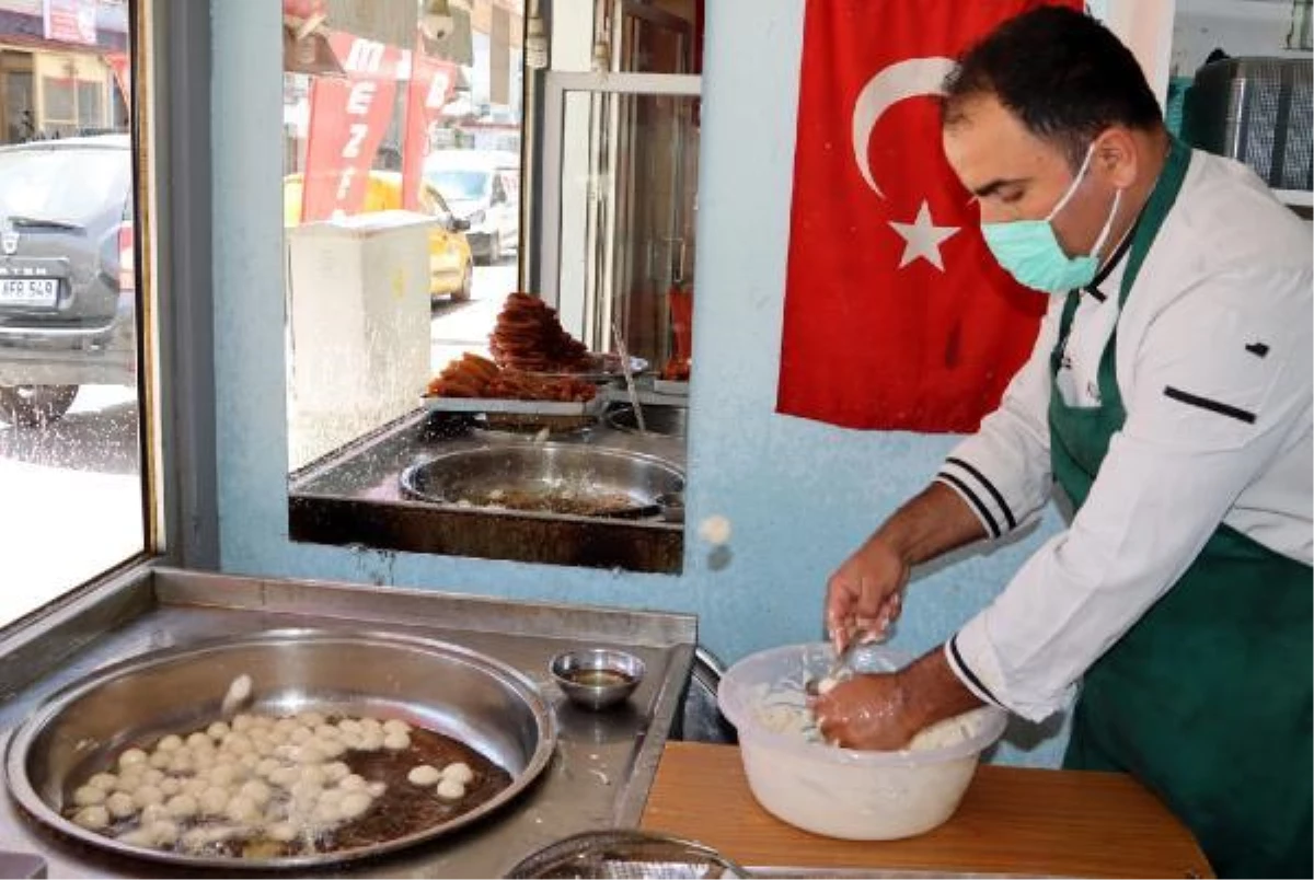 Hatay\'da ramazanın vazgeçilmez lezzeti; lokma tatlısı