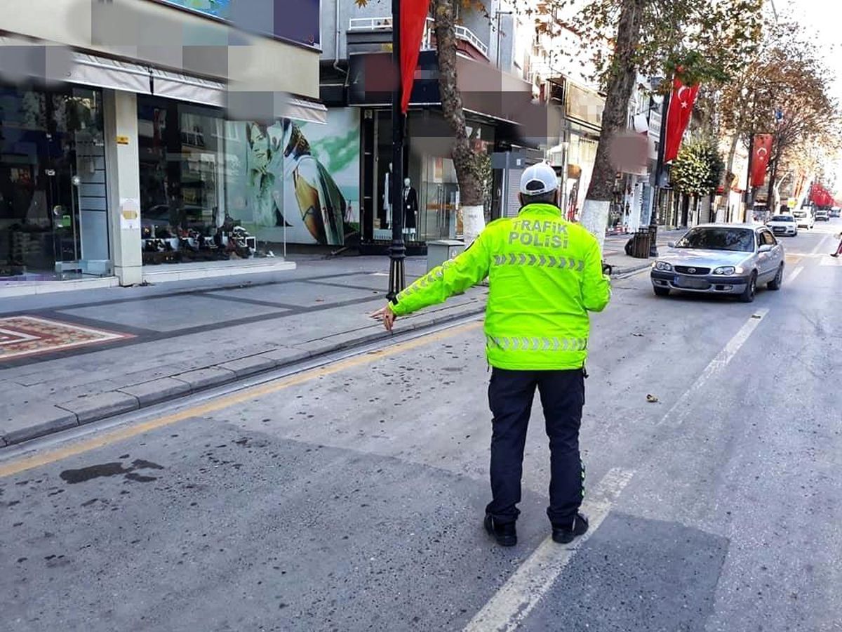 Son dakika haber: Kısıtlamada dışarı çıkanlar polisten kaçamadı