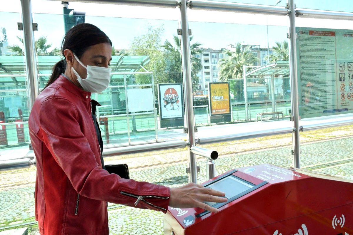 Samsun\'da sağlık çalışanları 12 ayda 1,5 milyon kez ücretsiz toplu taşıma kullandı