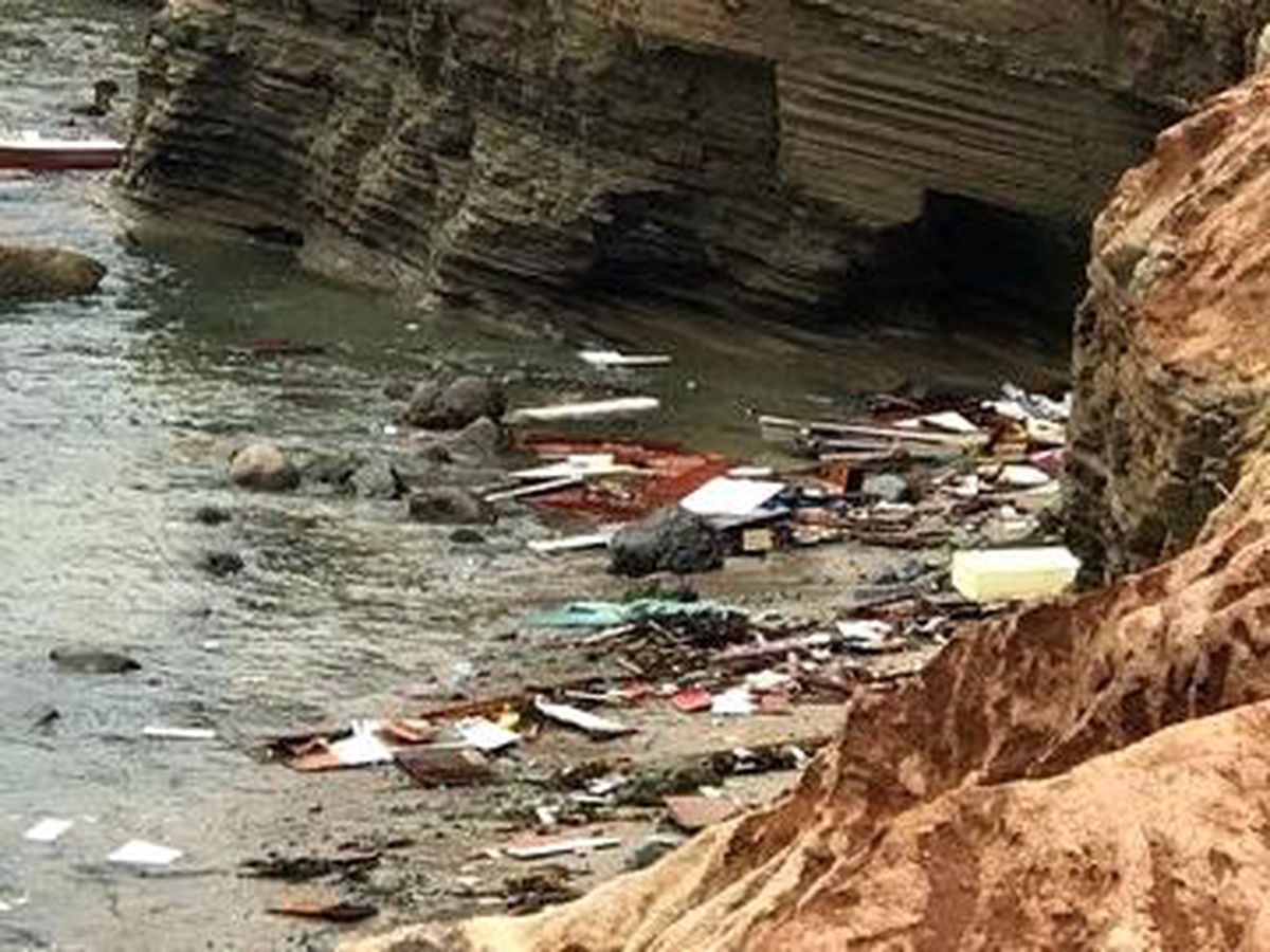 California açıklarında alabora olan teknede 3 kişi öldü
