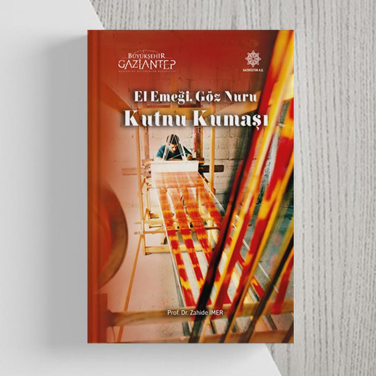 "El Emeği, Göz Nuru Kutnu Kumaşı" adlı kitabı elektronik ortamda yayımladı