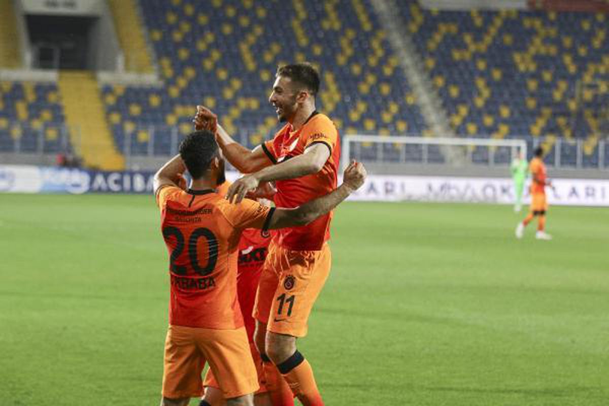 Galatasaray\'da parola 6\'da 6\'yı tutturmak